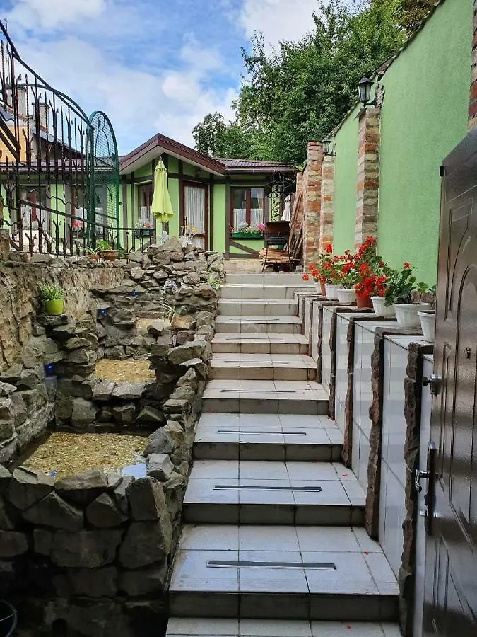 Holiday Rest House Apartment Lviv Ukraine